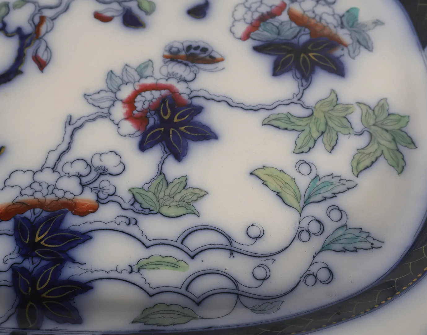 Grand plat en porcelaine Copeland 1860-1880