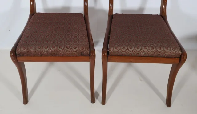 Série de quatre chaises Anglaise en acajou mileu 19ème