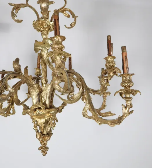 DECKENLEUCHTE IM ROCAILLE-STIL