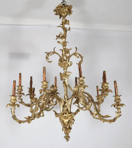 DECKENLEUCHTE IM ROCAILLE-STIL