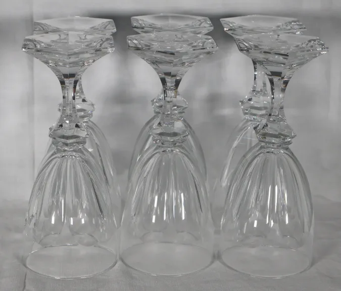 série de 11 Verres à eau modèle CHAMBORD de la cristallerie de St LOUIS
