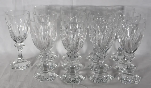 Série De 12 Verres à vin rouge  Saint Louis Modèle Chambord