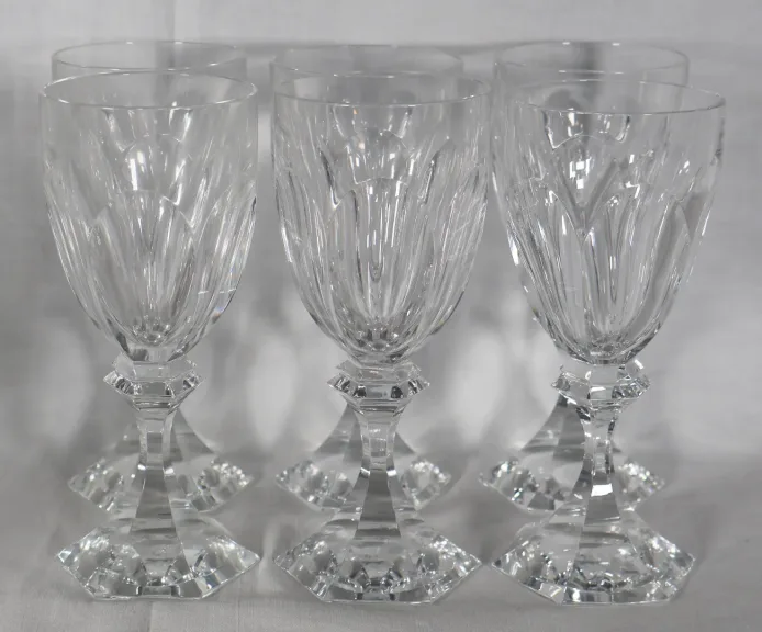 Série De 12 Verres à vin rouge  Saint Louis Modèle Chambord