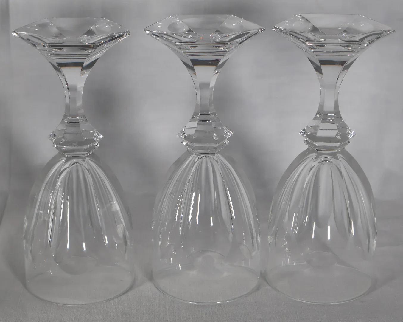 Série De 12 Verres à vin rouge  Saint Louis Modèle Chambord