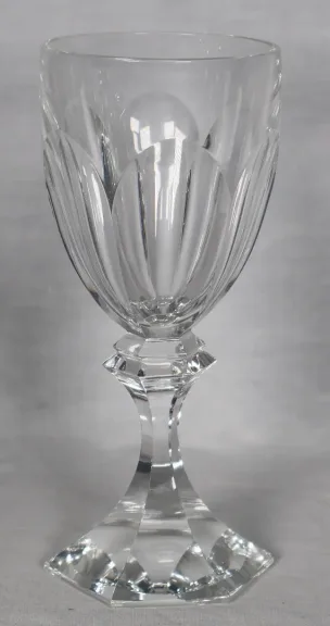 Série De 13 Verres à vin blanc Saint Louis Modèle Chambord