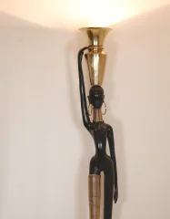 Lampadaire en Bronze "Femme girafe" attribué à Karl HAGUENAUER Années 1970