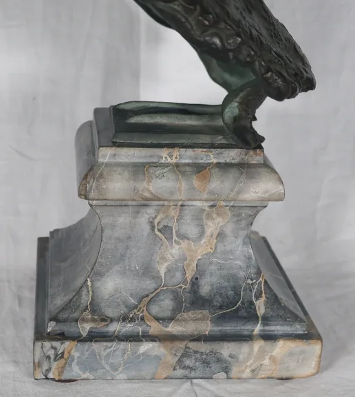 Buste d’homme en bronze  signé du fondeur Alexis Rudier