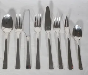 Ménagère Christofle modèle concorde 138 pièces vers 1975