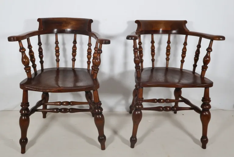 Paire de fauteuils anglais style Windsor époque Victorienne