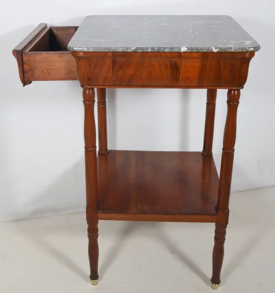 Meuble d’appoint noyer époque restauration