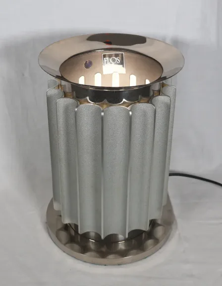 Lampe Taccia Flos datant des années 70