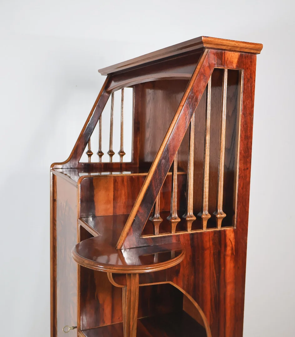 GABINETE DE ÉPOCA ART NOUVEAU