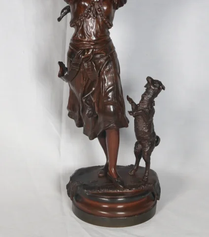 BRONZE FIGURE signed BERGMAN