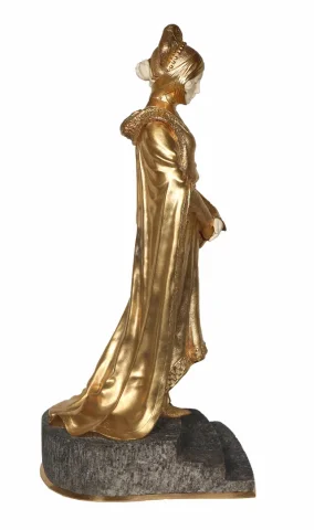 ART DECO PERIOD STATUETTE