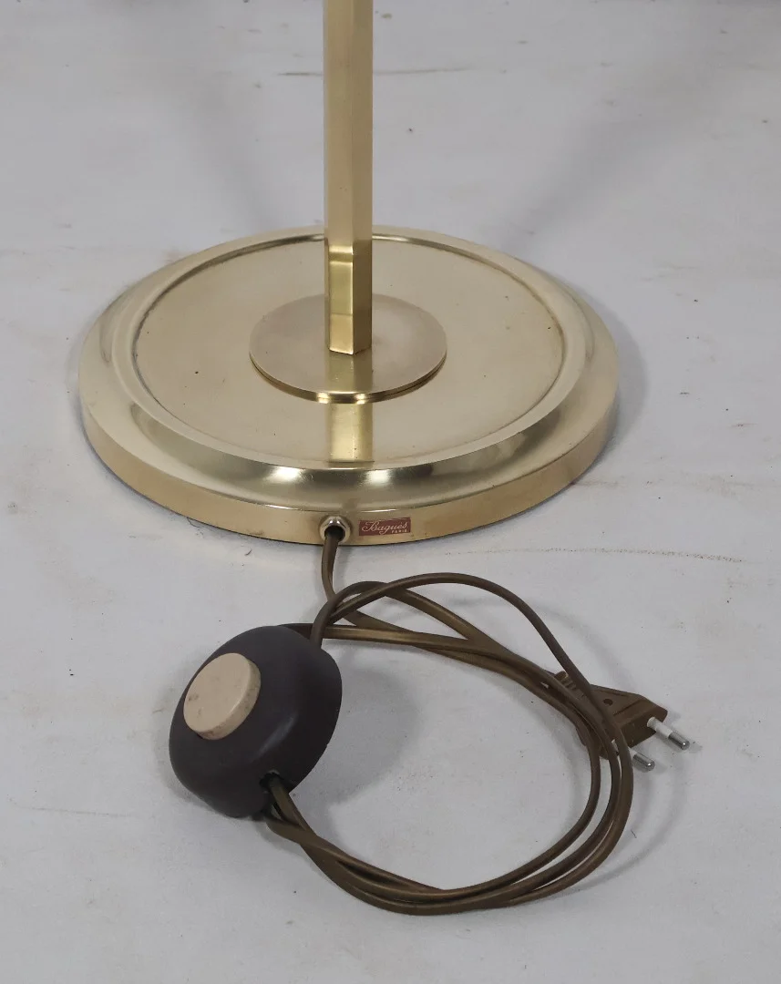 Lampadaire liseuse en bronze doré Maison Baguès, années 1970