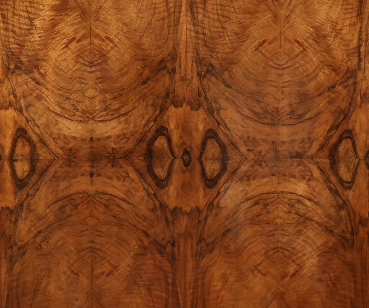 ART DECO PERIOD TABLE