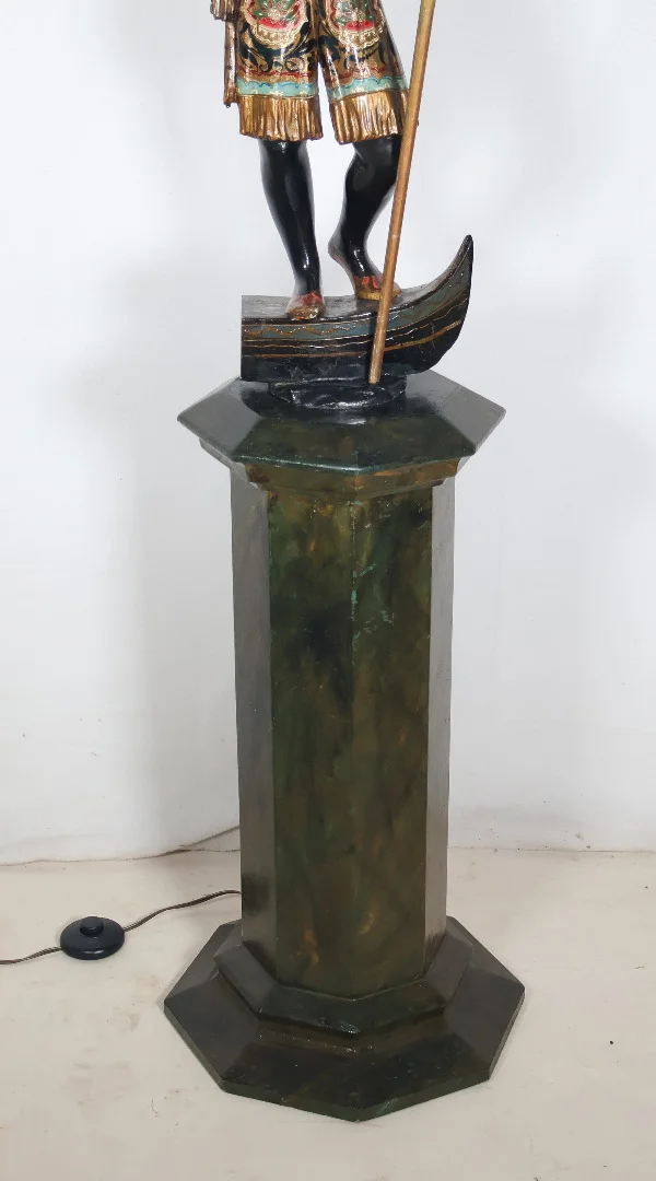 NUBIAN FLARE HOLDER