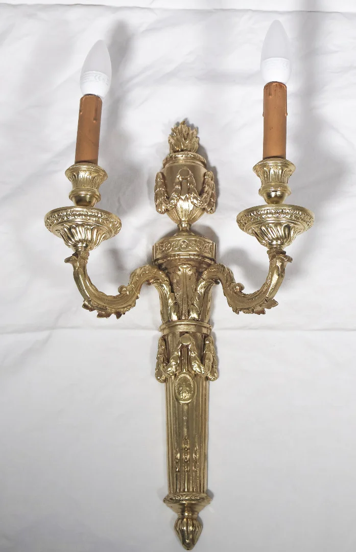 PAIR OF LOUIS XVI PERIOD WALL LIGHTS