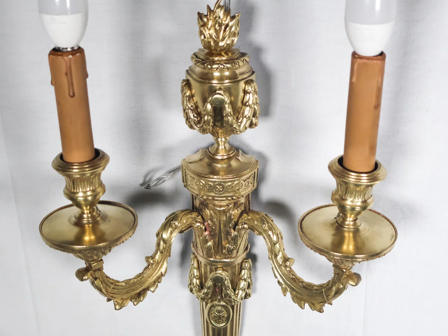 PAIR OF LOUIS XVI PERIOD WALL LIGHTS