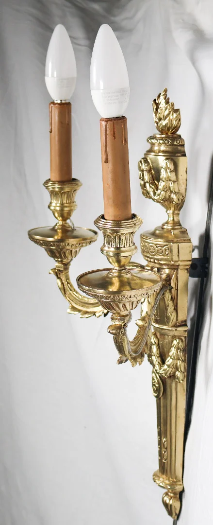 PAIR OF LOUIS XVI PERIOD WALL LIGHTS