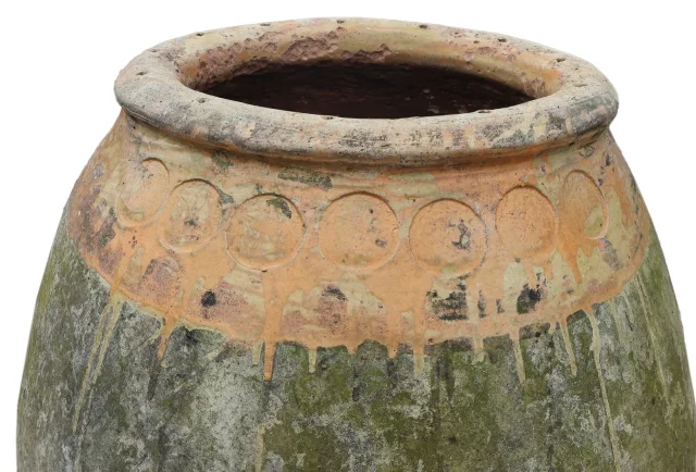 EARLY EIGHTEENTH CENTURY PROVENCAL EARTHENWARE JAR