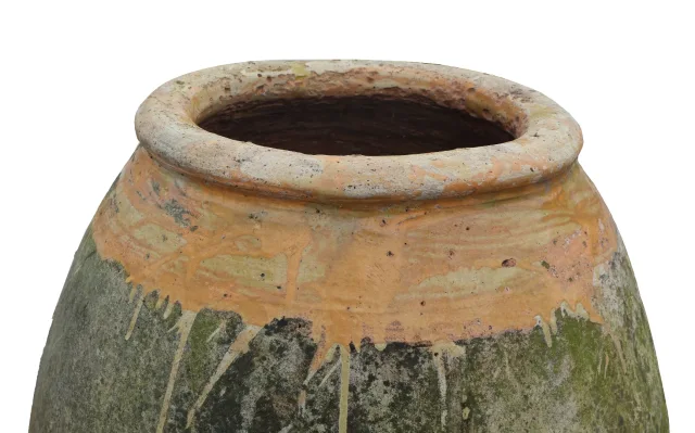 EARLY EIGHTEENTH CENTURY PROVENCAL EARTHENWARE JAR