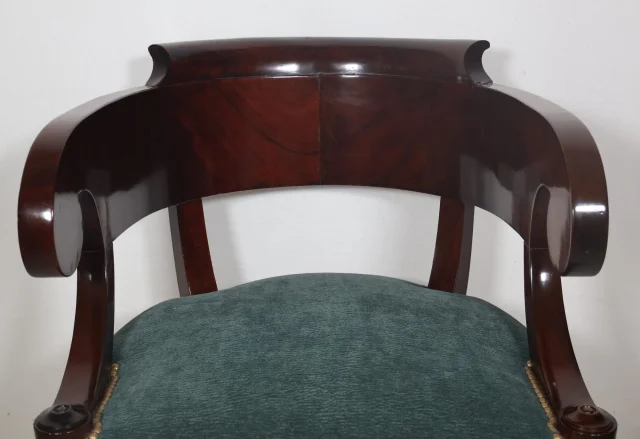 Fauteuil de bureau en acajou époque Restauration — Très bon état