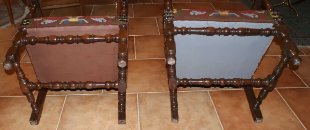 PAAR VAN 18DE C LOUIS XIII ARMSTOELEN VAN DE STIJL
