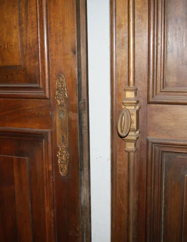 COPPIA DI PORTE