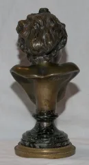 BUST SIGNED CLODION