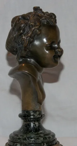 Buste d'enfant en bronze signé Clodion début 19ème siècle
