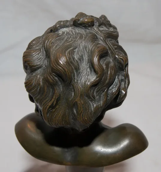 Buste d'enfant en bronze signé Clodion début 19ème siècle