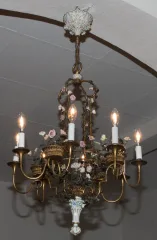 LUCE IN PORCELLANA E METALLO PER CAPODIMONTE