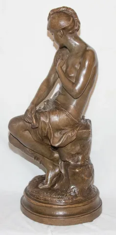 ESCULTURA EARTHENWARE FIRMADA POR PAUL DELAROCHE