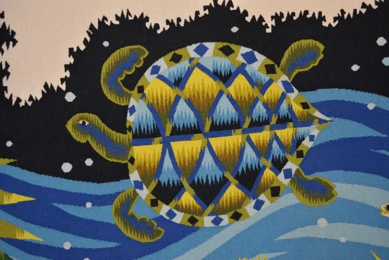 Aubusson , la galerie Dor présente une tapisserie d'après Jean Picart le Doux " AMAZONIE "