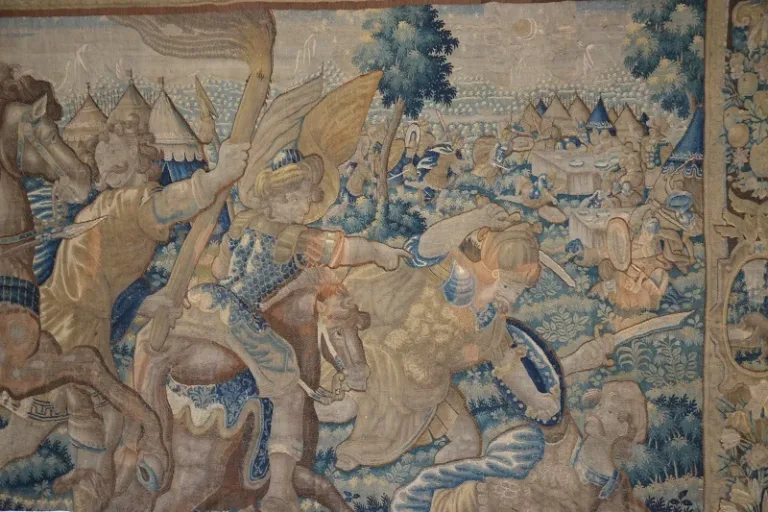 Prise d’une ville – Tapisserie d’Aubusson 17ème siècle | Galerie DOR
