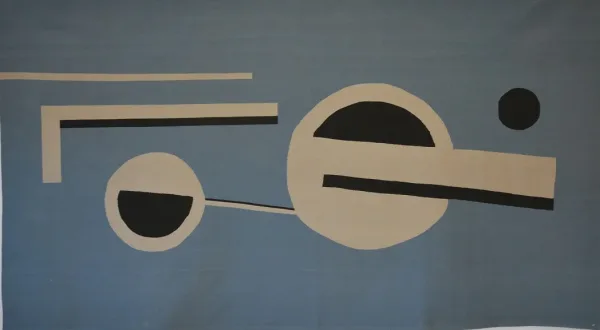 La Galerie présente un tapis tissé main  en laine dans le style des années 30/40