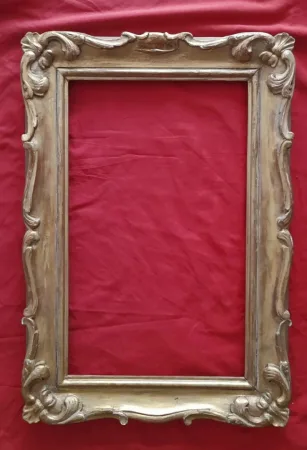 N°CO23/76 Cadre  sculpte en bois XIX