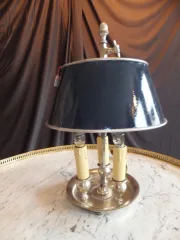Lampe bouillotte en métal argenté