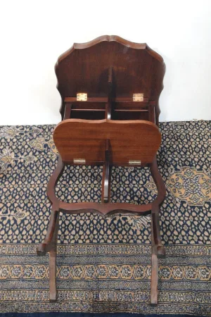 Rare petite table de salon  Epoque Napoléon III