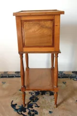 LOUIS XVI-STIJL NAKTAFEL