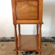 Tablette de chevet de style Louis XVI