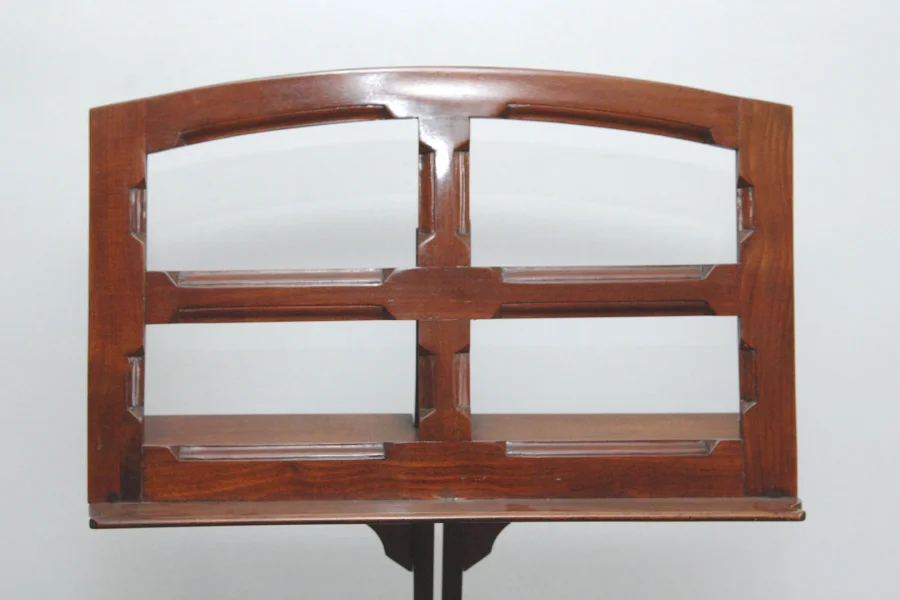 MUSIC STAND