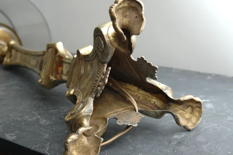 pique cierge en bronze monte en lampe