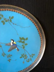 Plat en laiton et émail  cloisonné