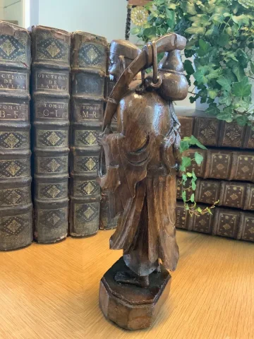 ESCULTURA ORIENTAL