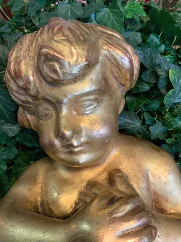 Angelot en bois doré