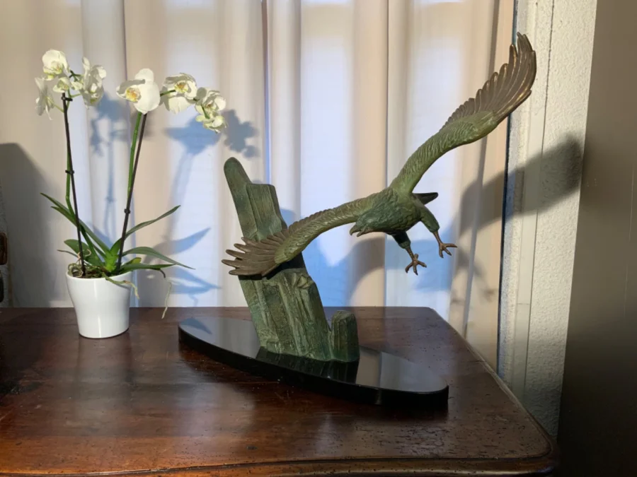 Sculpture aigle