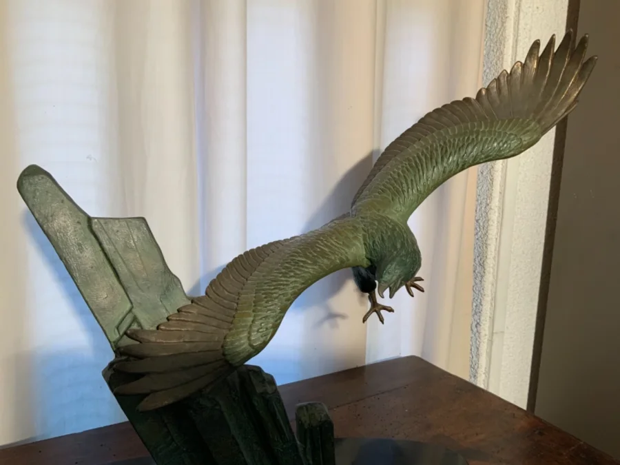 Sculpture aigle