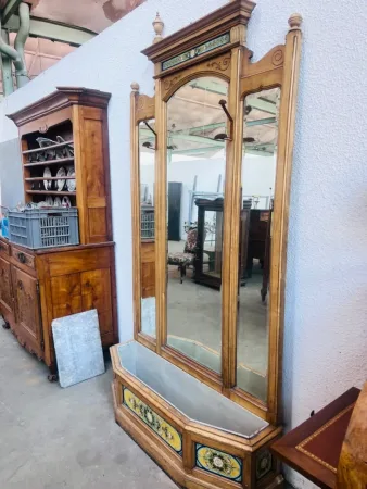 Porte manteau avec glace et jardinière